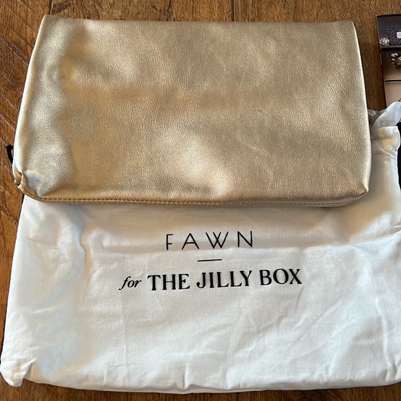 *Winter ❄️ 2022 Jilly ❤️ Box Ring 💍 (Size 7) & Clutch 👛 - Picture 3 of 8